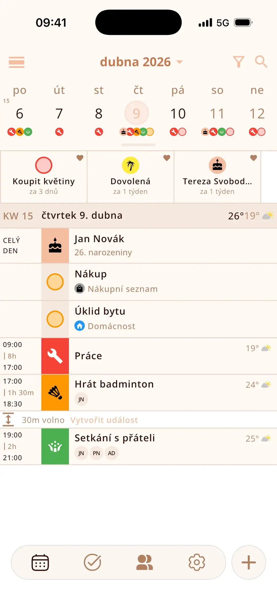 Kalendář Miracal s událostmi, úkoly, narozeninami, odpočítáváním a počasím